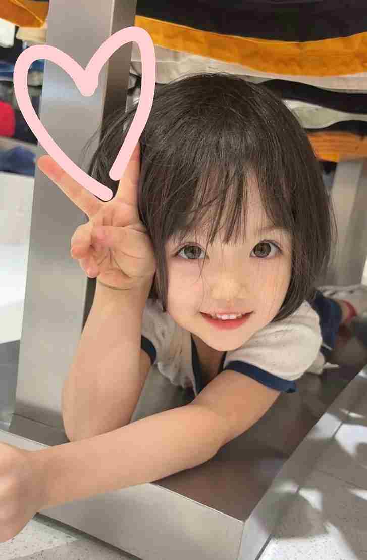 Ảnh Em Bé Dễ Thương Với Nụ Cười Thiên Thần 6