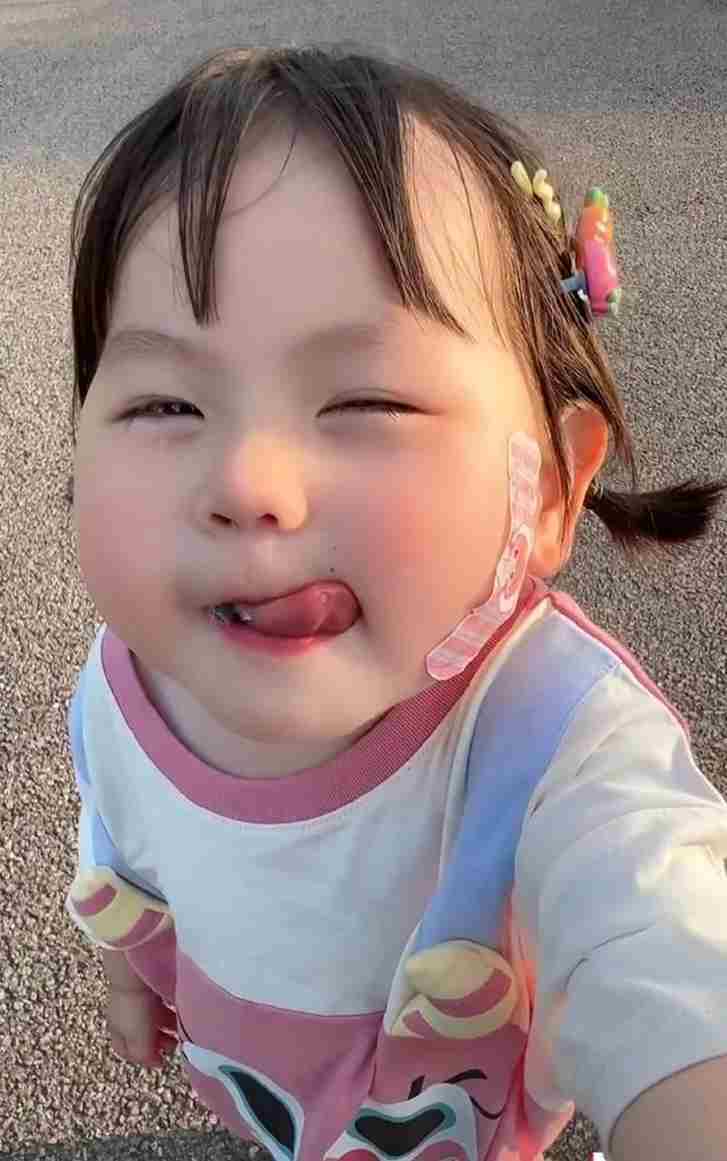 Ảnh Em Bé Dễ Thương Với Nụ Cười Thiên Thần 5