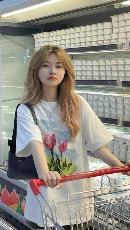 Ảnh gái xinh 4K Đẹp Không Góc Chết 1