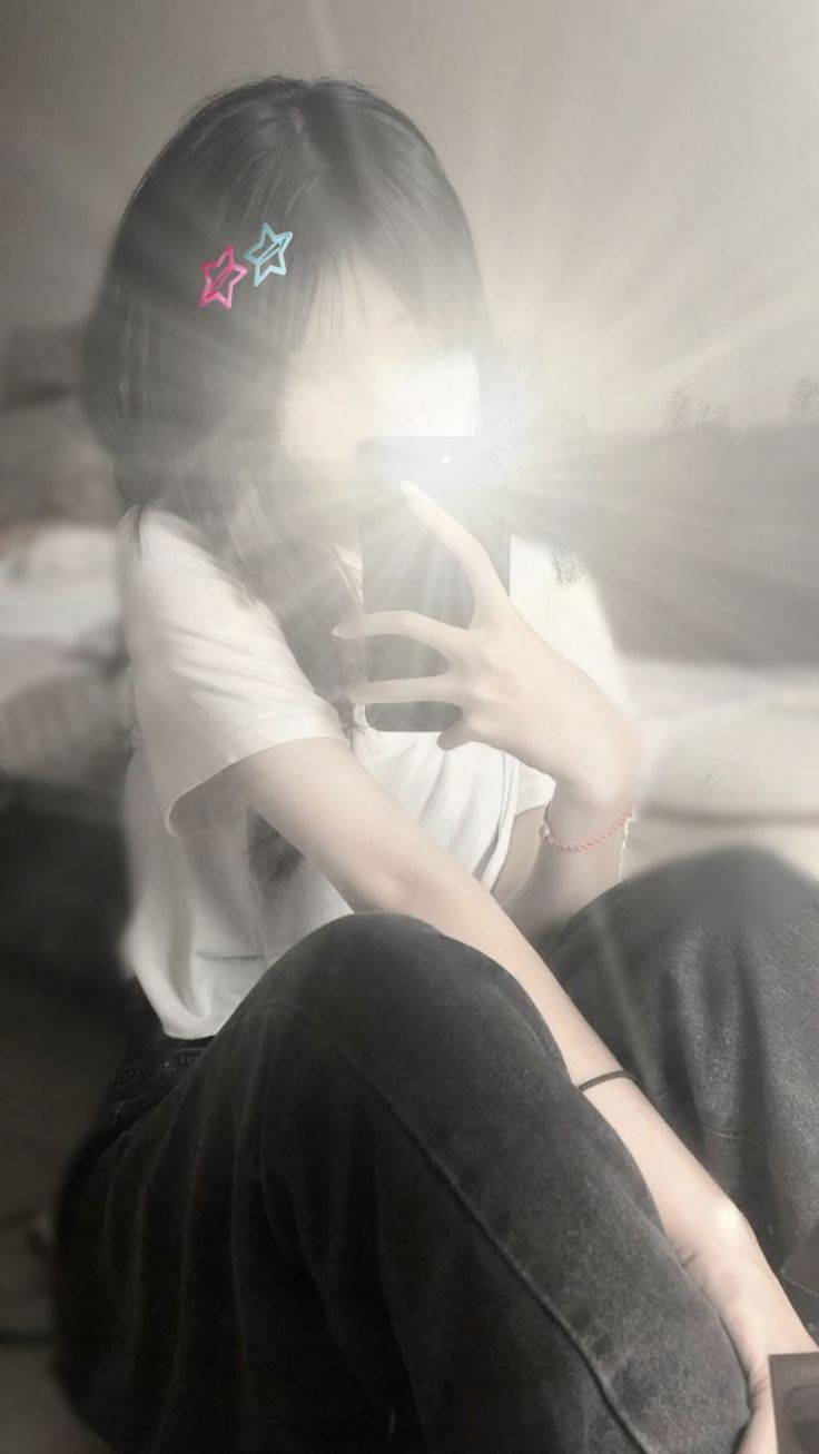 Ảnh gái xinh che mặt với phong cách cực chất 16