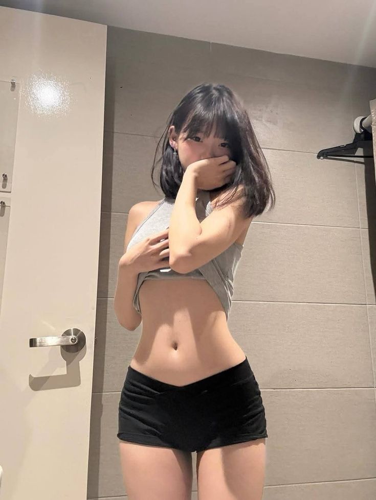 Ảnh gái xinh dễ thương với nụ cười ngọt ngào 16