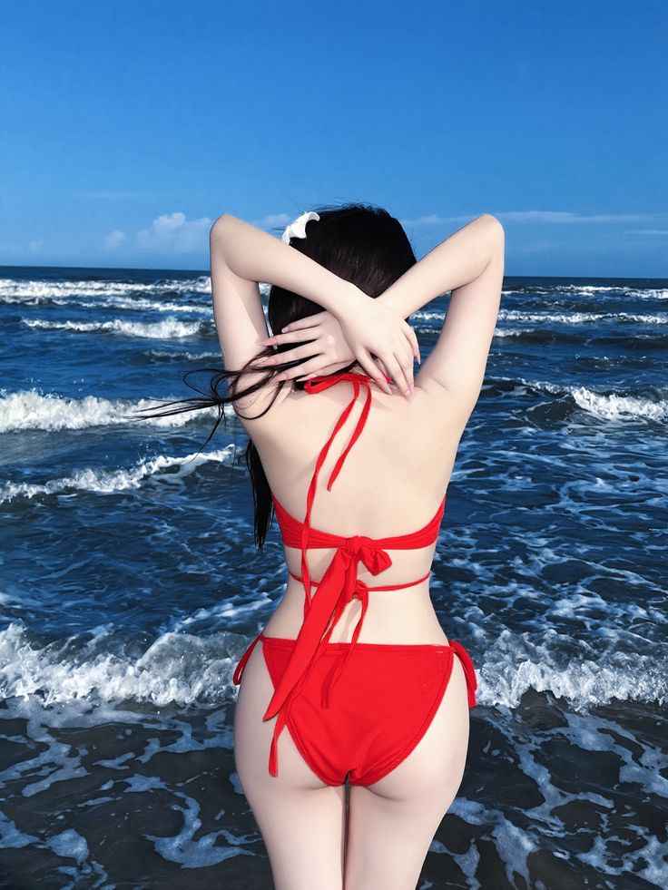Gái Xinh Bikini Đỏ Phong Cách Nóng Bỏng 12