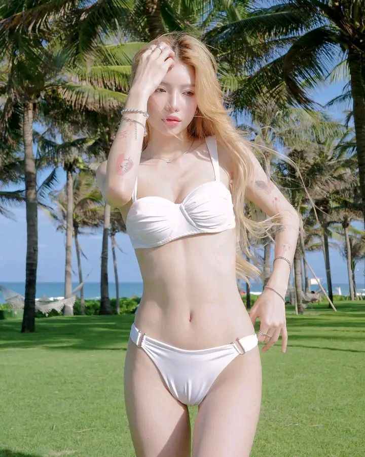 Top Gái Xinh Bikini Việt Nam Nóng Bỏng Nhất 4