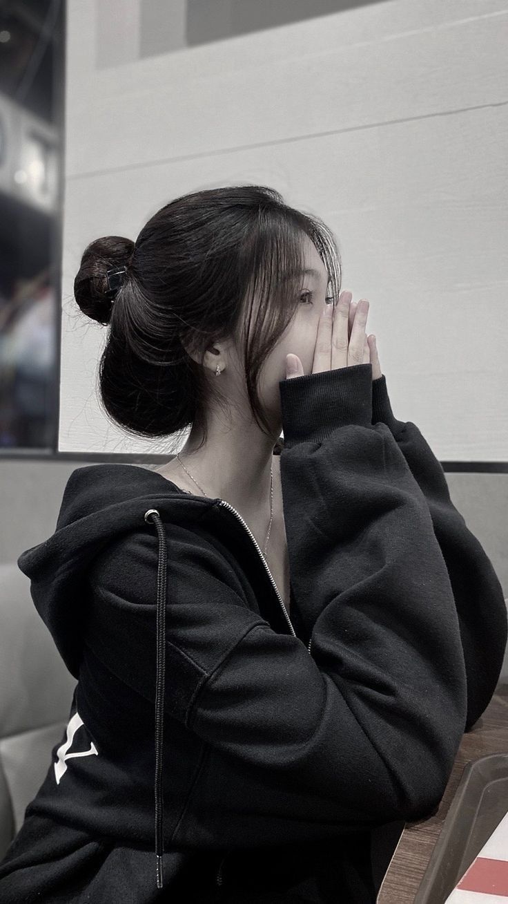 475+ Hình ảnh nữ che mặt cute siêu dễ thương